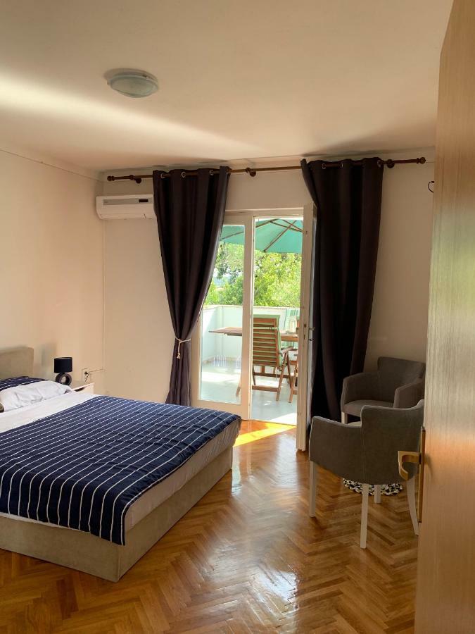 Apartment Trgici Barbat na Rabu Exterior photo
