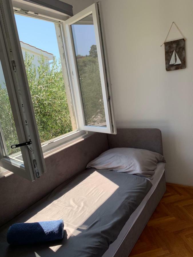 Apartment Trgici Barbat na Rabu Exterior photo